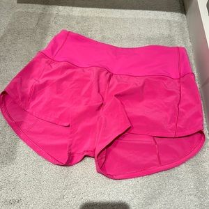 Lululemon shorts size 6. Like new condition